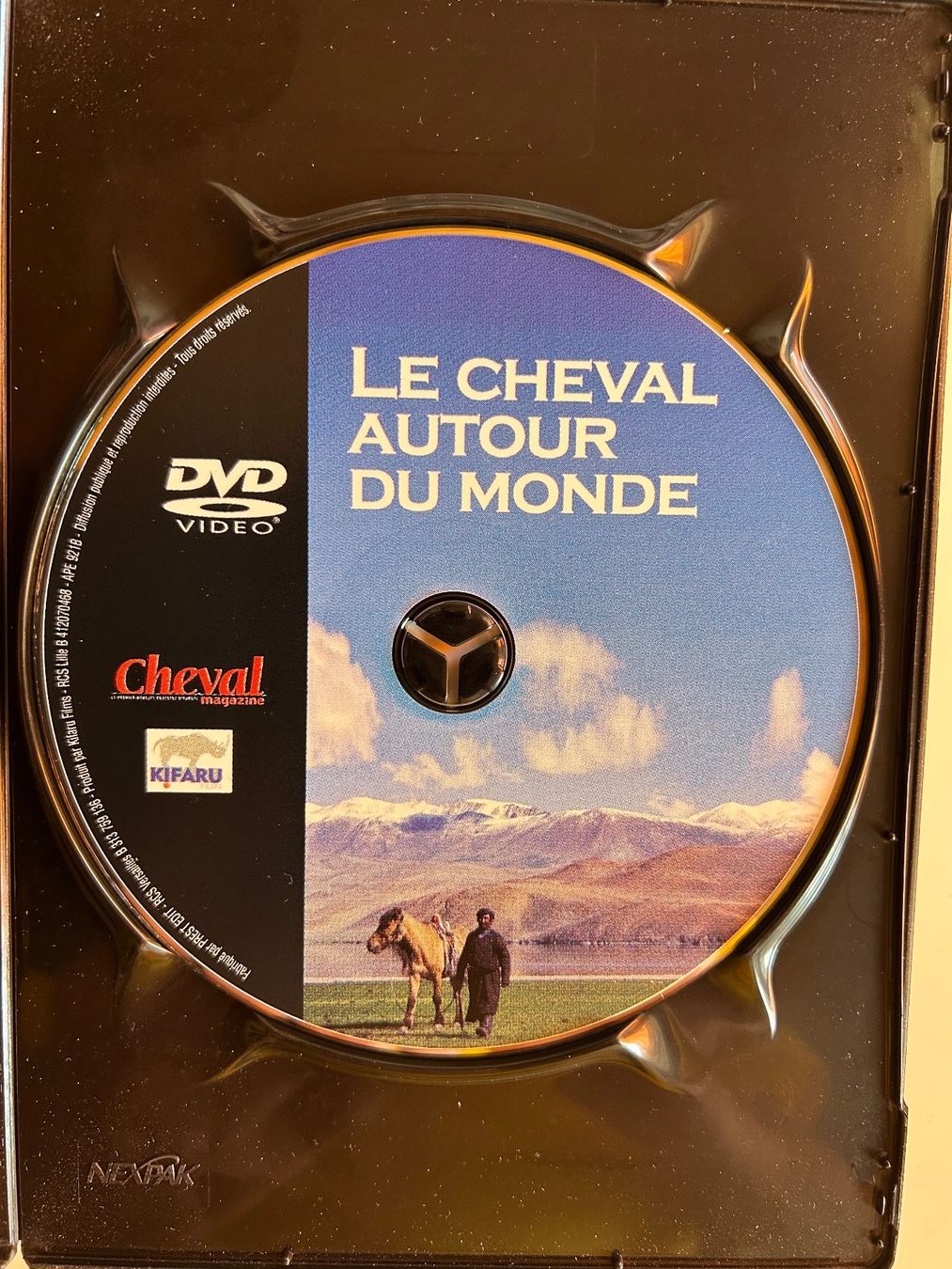 Tutti i DVDs: LE CHEVAL AUTOUR DU MONDE – Usato da St-Cierges venduto da Crisi53 2