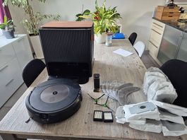Aspirateur/laveur iRobot Roomba Combo j9, Lot d'Accessoires