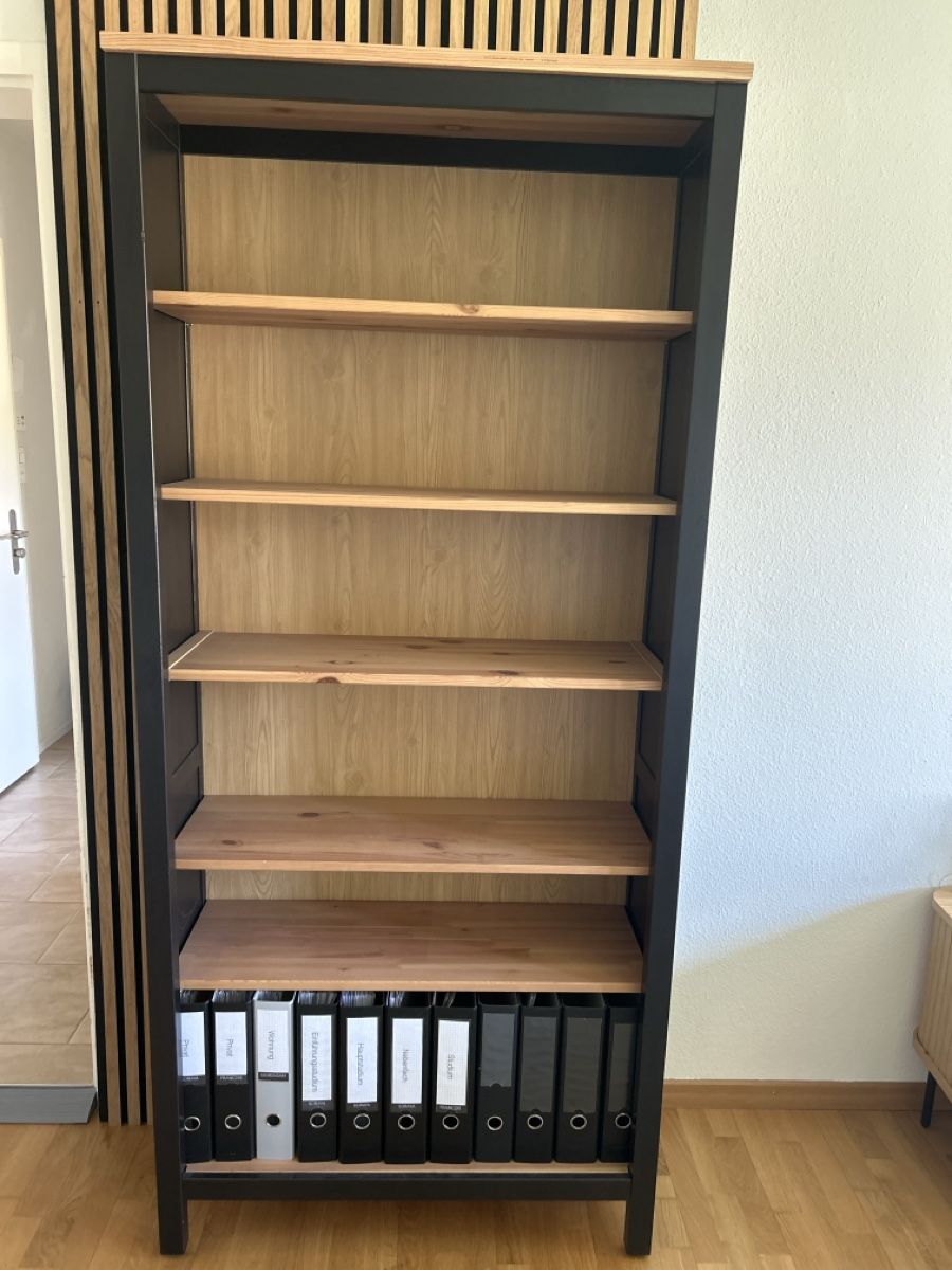 Scaffali: Hemnes Bücherregal - Top Zustand – Usato da Olten venduto da Nalacluni