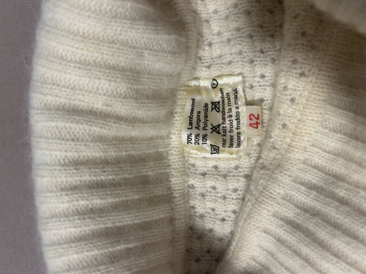 Maglioni & Felpe: Pull vintage chaud en laine et angora, taille M – Usato da Morges venduto da cat_6cm9 1