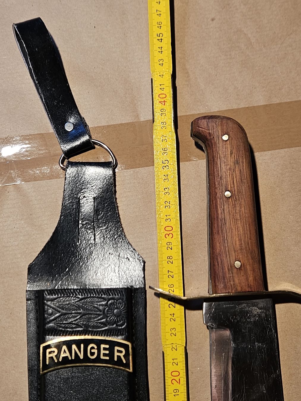Zubehör: GROSSES BOWIE KNIVE , TOLLES CAMPING KNIVE... – Gebraucht aus Maschwanden von OliverM05 2
