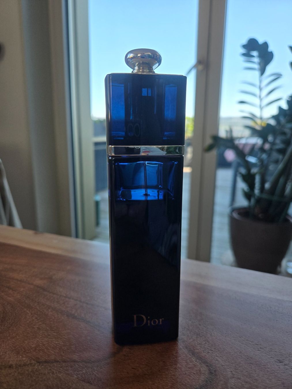 Dior Parfums & Eau de Toilette: Dior Addict EDP – D'occasion à Horgen par dariajedraszyk 1