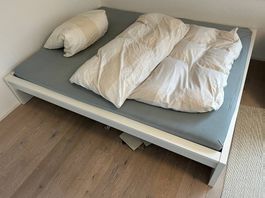 MALM Bett 160x200 cm - inklusive Lattenrost