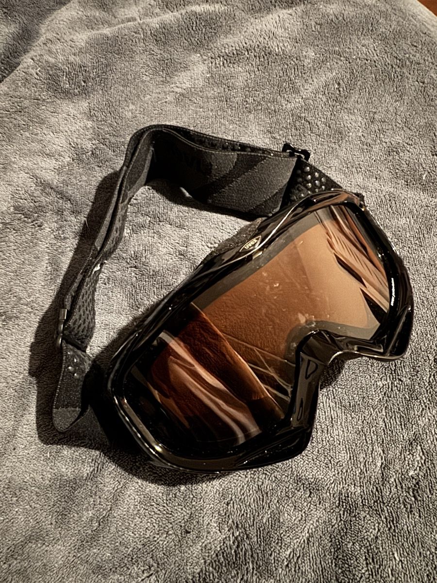 Uvex Brillen & Gläser: Uvex Skibrille – Gebraucht aus Zürich von MHW23