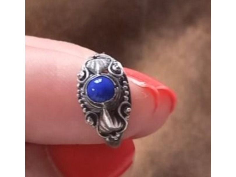 Anelli: Ring mit blauem Stein – Usato da st.gallen venduto da mona3