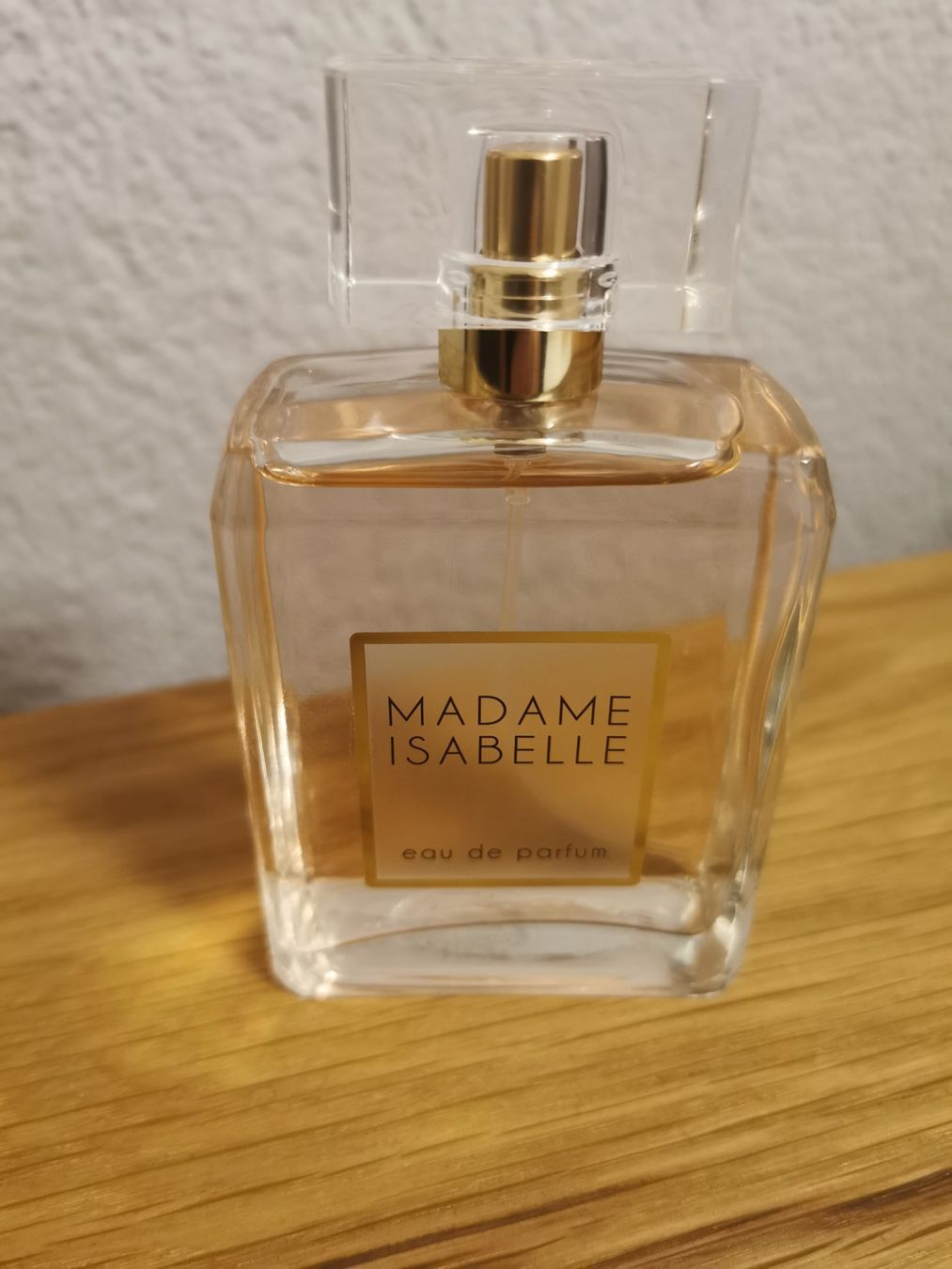 Profumi & Eau de Toilette: Madame Isabelle Eau de Parfum 100ml – Nuovo (secondo la descrizione) da Gunzgen venduto da 0Aurin0