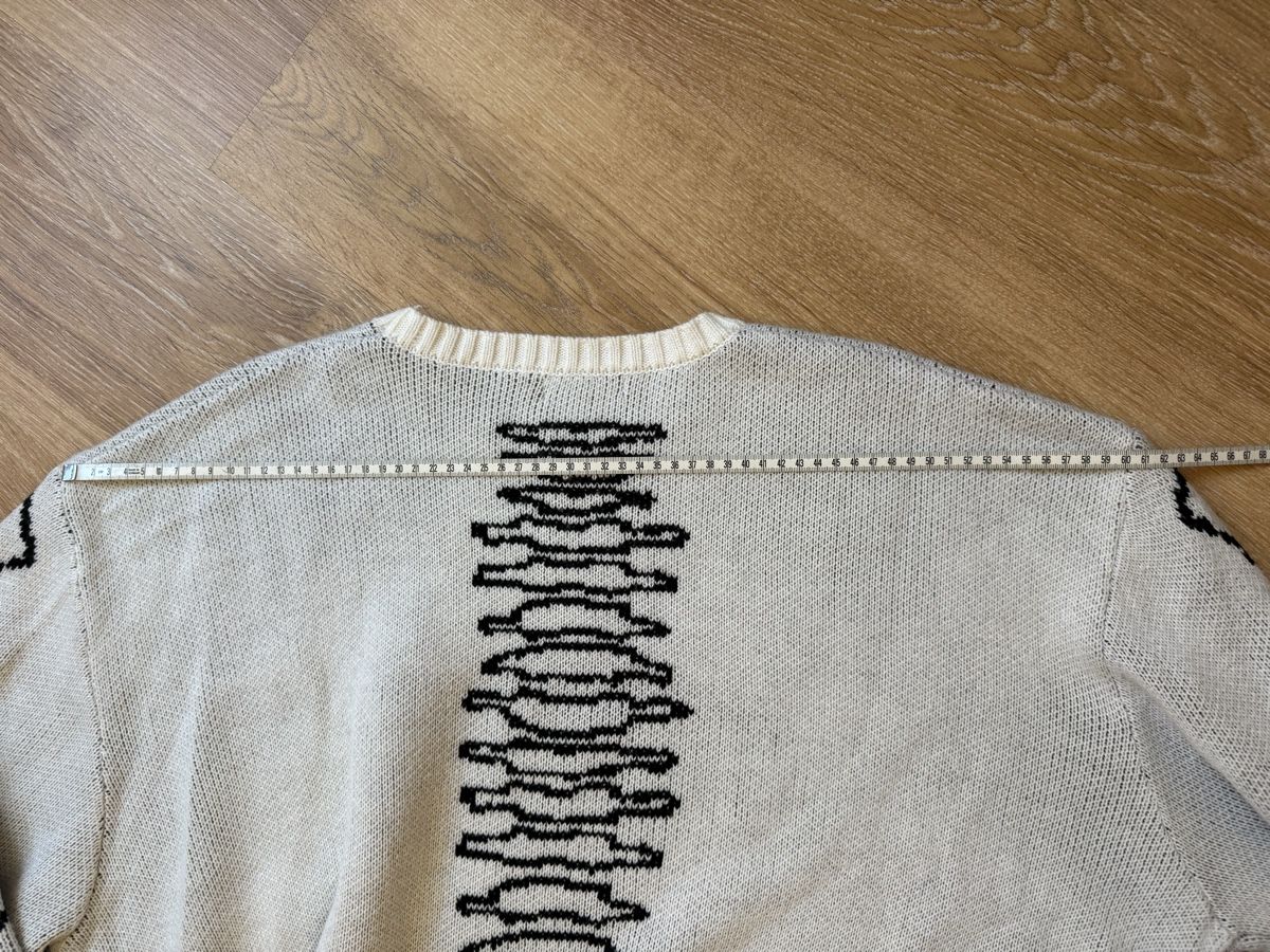 Maglioni & Felpe: Pull maille oversize blanc motif squelette Trap, t. M – Usato da Tavannes venduto da Thriftshop 2