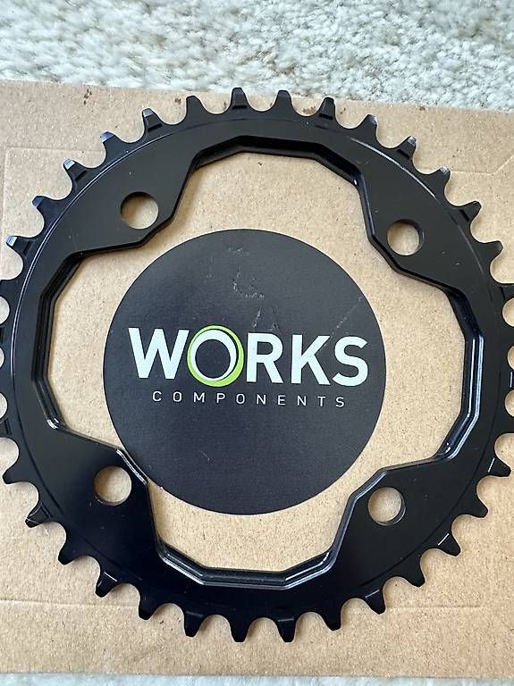 Pezzi di ricambio: Chainring Neu Works Components UK 36t 104  bcd – Usato da Wollerau venduto da Porscheteil