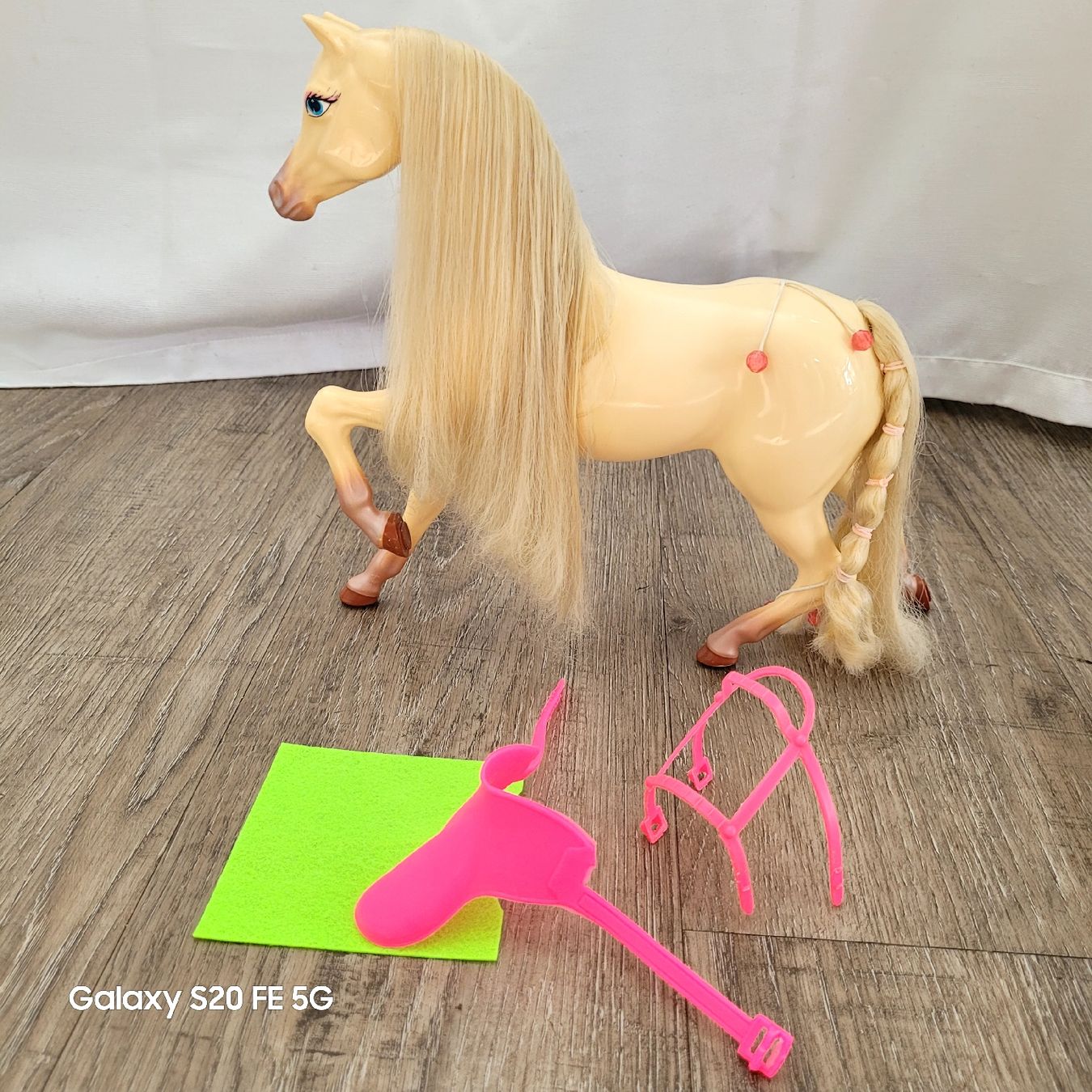 Spielzeuge: Barbie Pferd Isabellfarben – Gebraucht aus Niederbuchsiten von klengyel 6