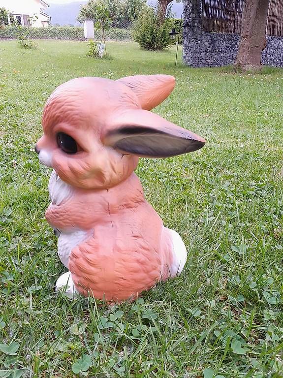 Statuette: Lapin gros yeux....ht. 33 cm – Nuovo (secondo la descrizione) da courtételle venduto da capsule05 1