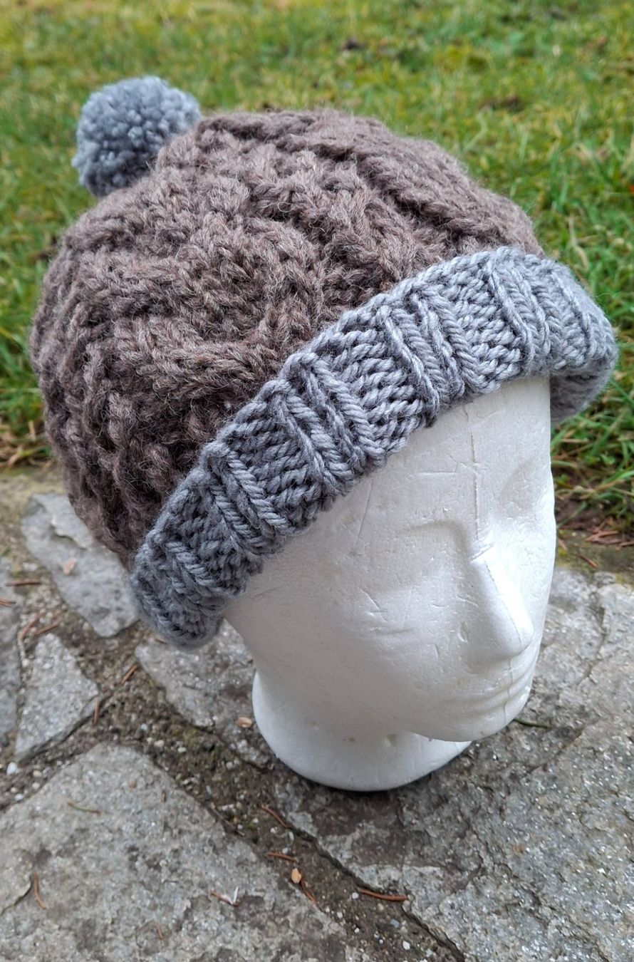 Hüte, Mützen & Caps: Mütze Grobstrick mit Bommel   NEU – Neu (gemäss Beschreibung) aus Langenthal von Handstrick 1