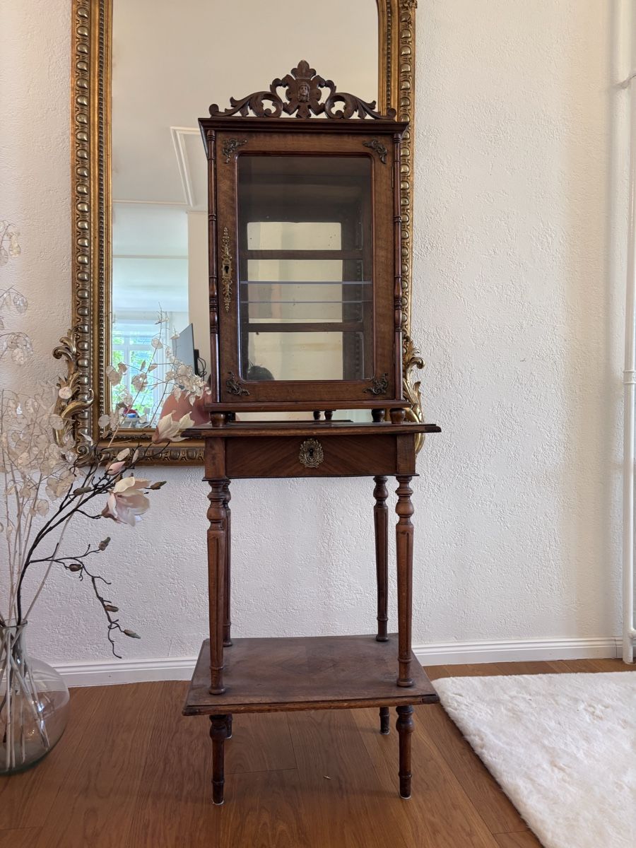 Vetrine: Vitrine Antik mit Schlüssel – Usato da Binningen venduto da Goldsmith8 4