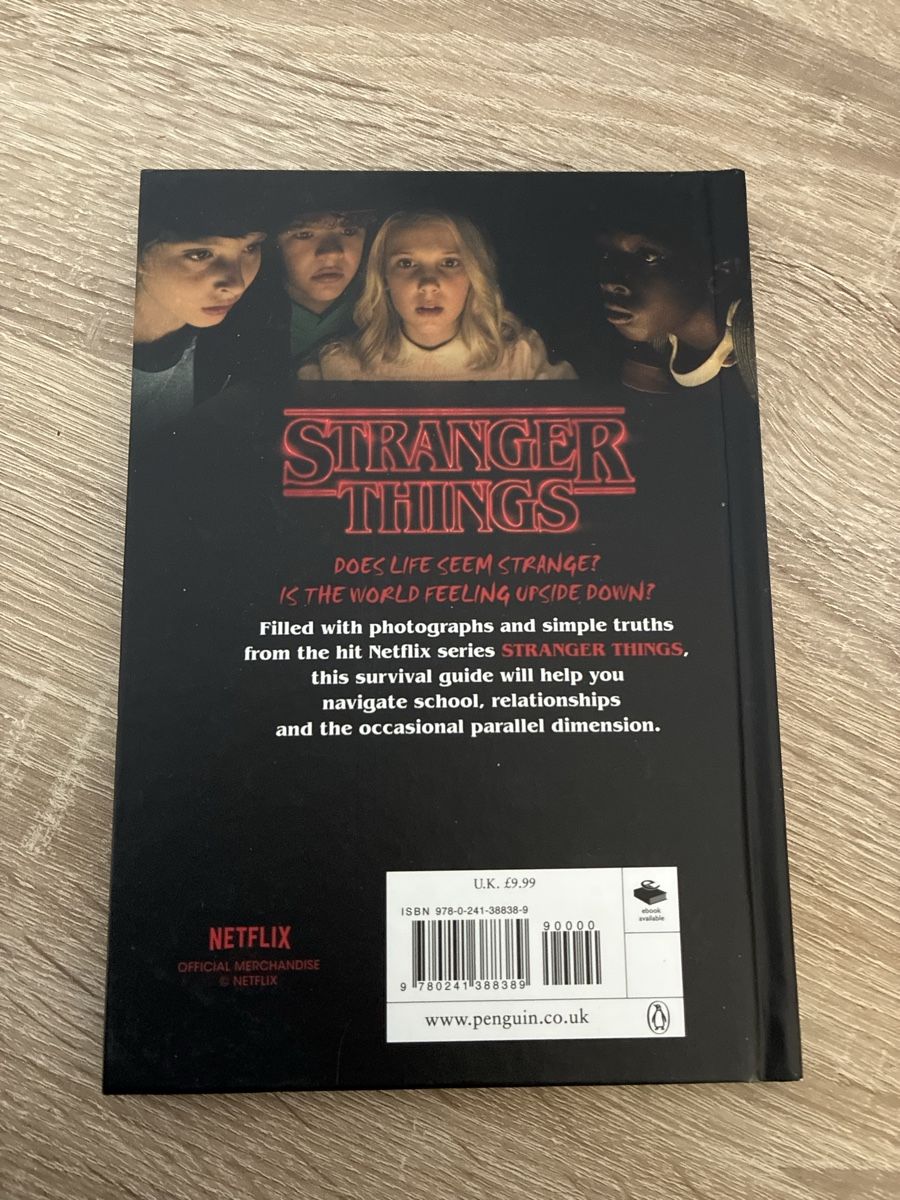 Libri: Buch "How to survive in a Stranger Things world" – Usato da Widen venduto da Swiffylein 1