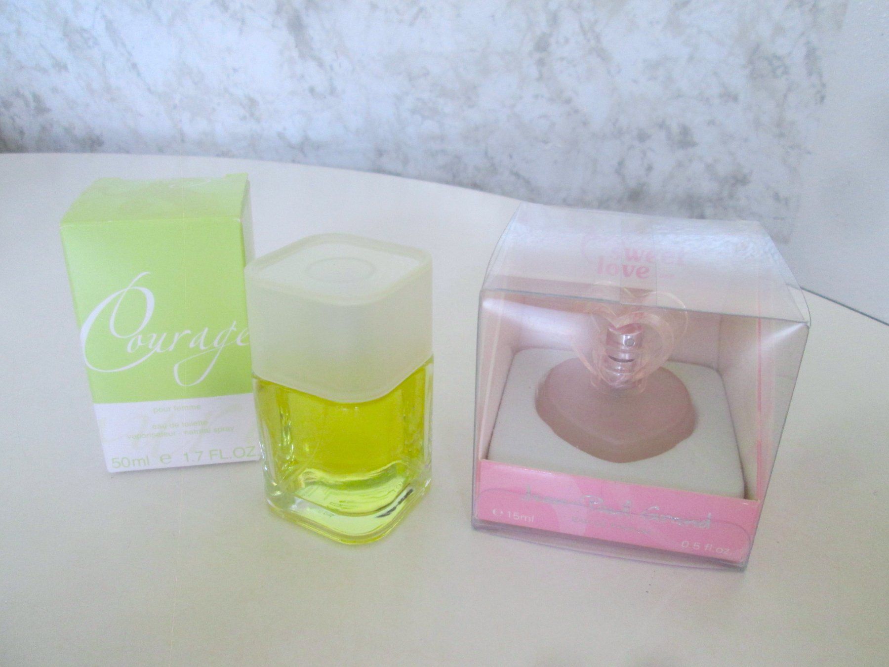 Parfums & Eau de Toilette: 2 neue Parfüms von Migros – Neuf avec emballage d'origine à Sementina par babucia