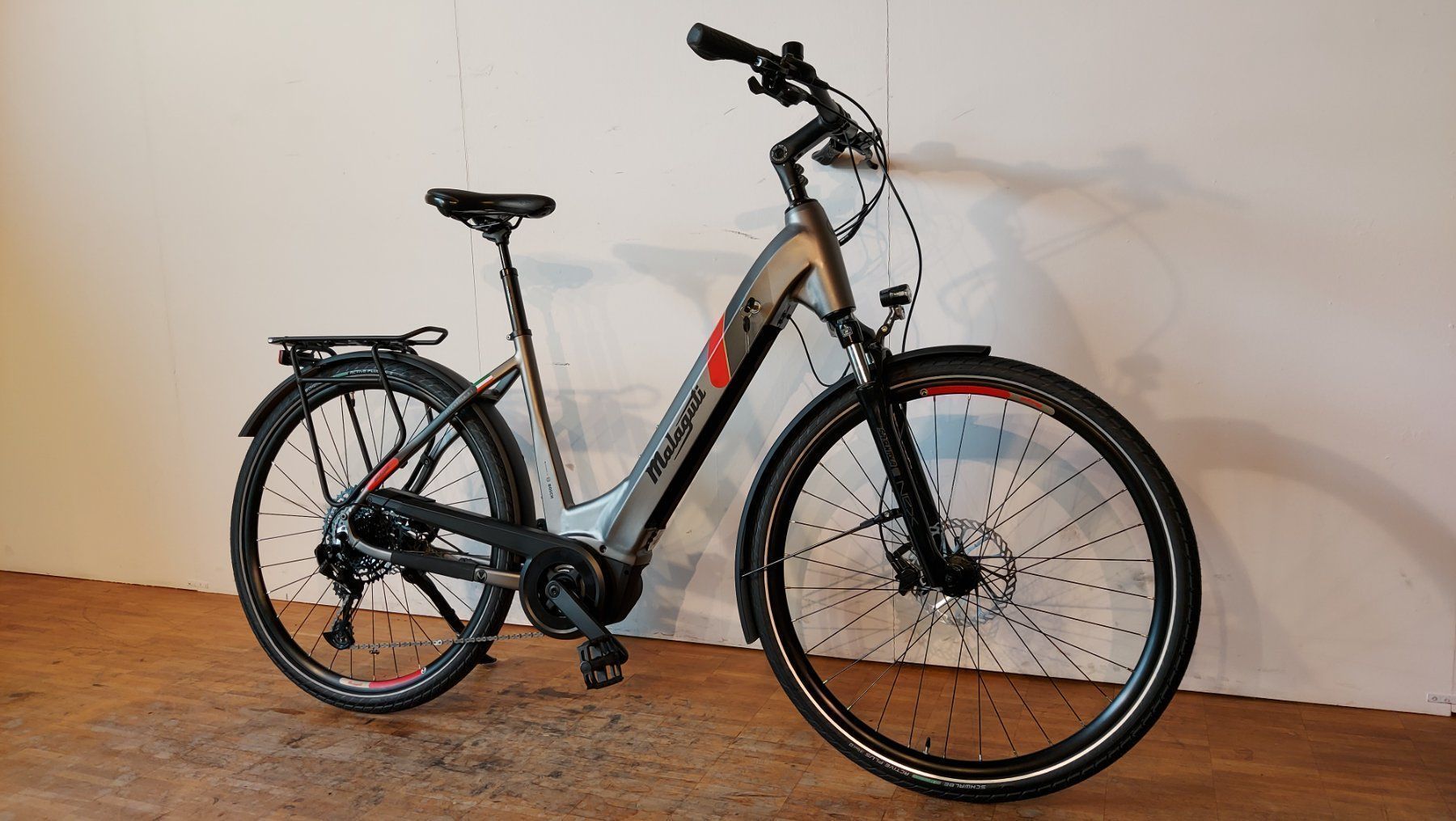 Malaguti Biciclette: Malaguti Pescarola WV 5.0 – Nuovo e nell'imballaggio originale da Tägerschen venduto da Moto-Welt 2