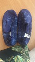 Badeschuhe Kinder Grösse 26/27 Haie Dunkelblau