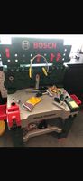 BOSCH Work-Station Kinder Werkbank mit Zubehoer gebraucht