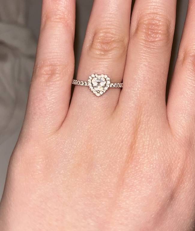 Anelli: Pandora Ring mit Herzform – Usato da Regensdorf venduto da vic_jvd7