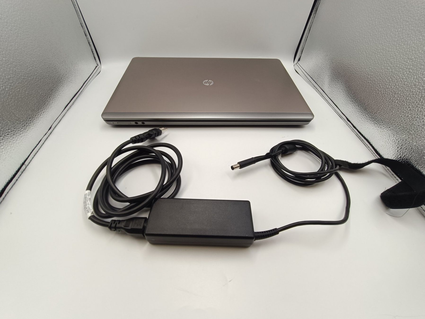 Hewlett Packard Notebook: HP ProBook 4740s mit Ladekabel – Difettoso da Schlieren venduto da 2nd-Life 6