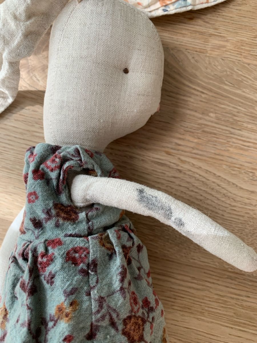 Maileg Spielzeuge: Maileg Hase mit kleinem Fleck – Gebraucht aus Frauenfeld von Pippilotta1234 1
