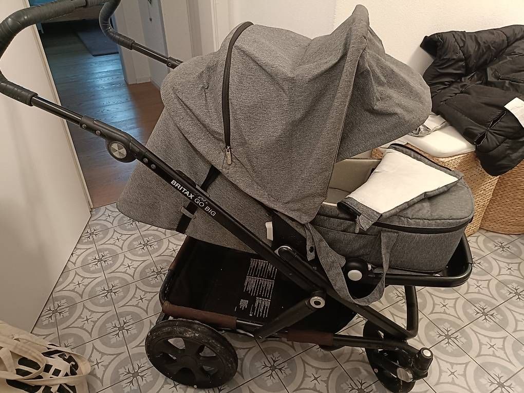 Kinderwagen: Kinderwagen mit Tragetasche soft – Gebraucht aus Aeugst am Albis von kar_shl7 1