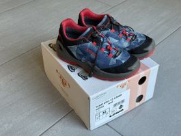 Lowa Trekkingschuhe Grösse 33