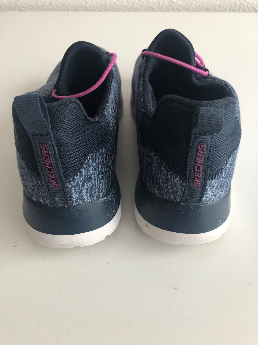 Skechers Scarpe per ragazze: Skechers Sneaker Gr. 34 – Usato da Egg b. Zürich venduto da egg2665 1