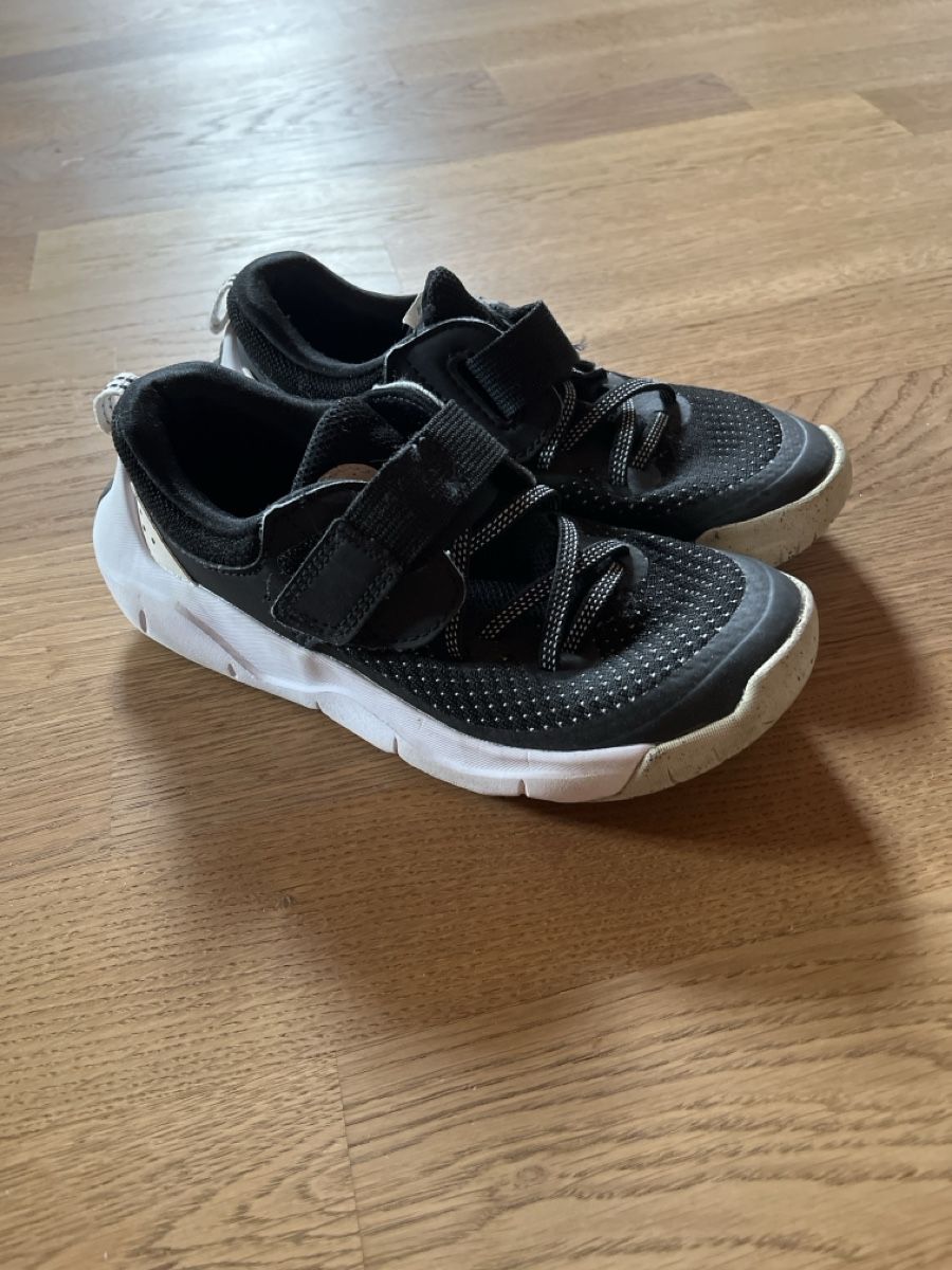 Decathlon Herrenschuhe: Sportschuhe große 32  – Gebraucht aus Bern von leo_6rh9 1