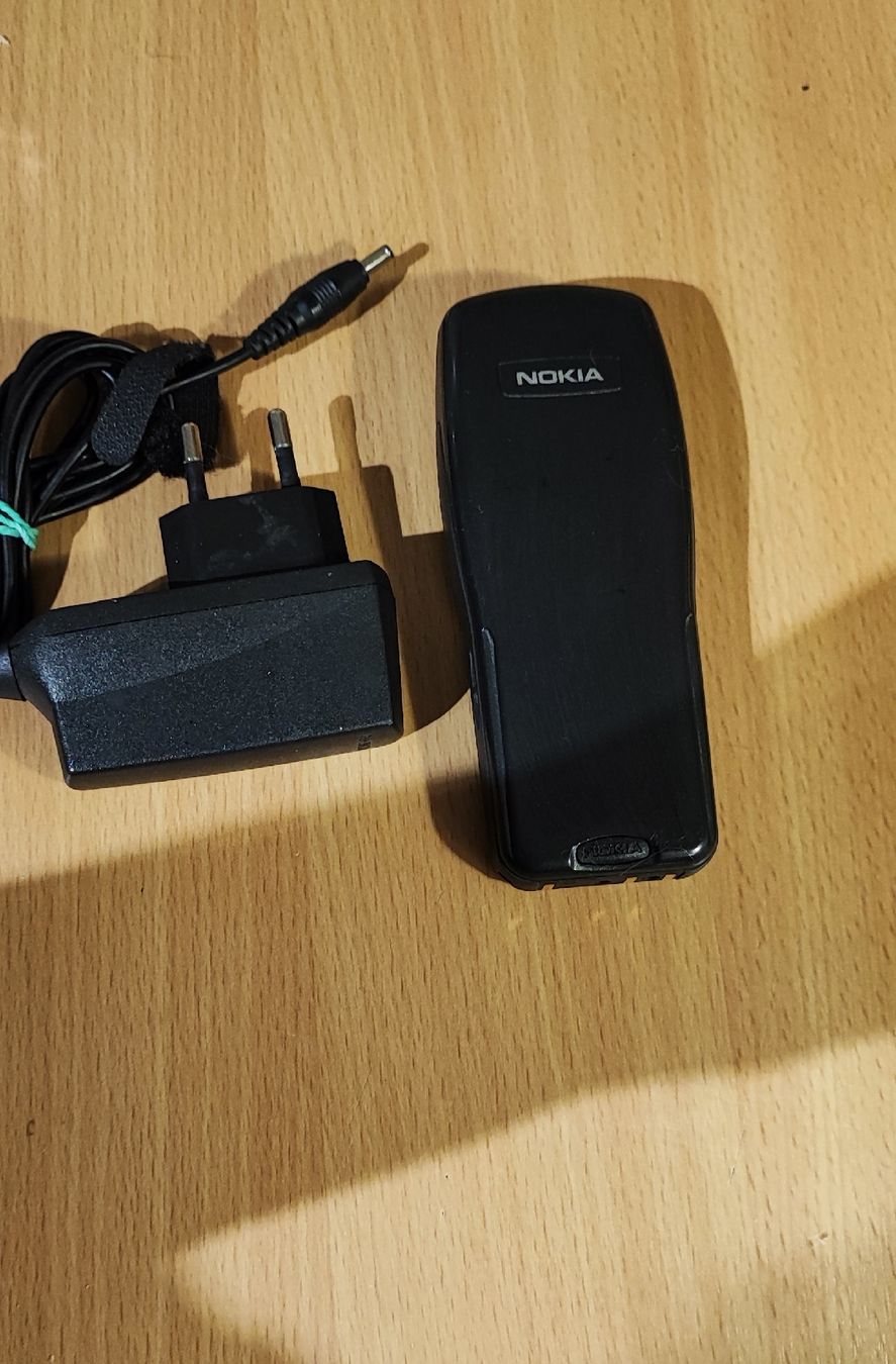 Nokia Telefoni cellulari / Smartphones: Retro Vintage Nokia 3210 – Usato da Zollikofen venduto da zar_j67f 8