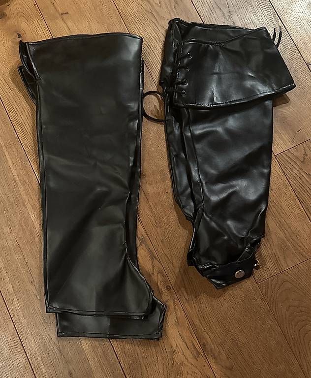 Scarpe per cavalli: Stiefelstulpen 2 x  – Usato da Mauren venduto da SB1606