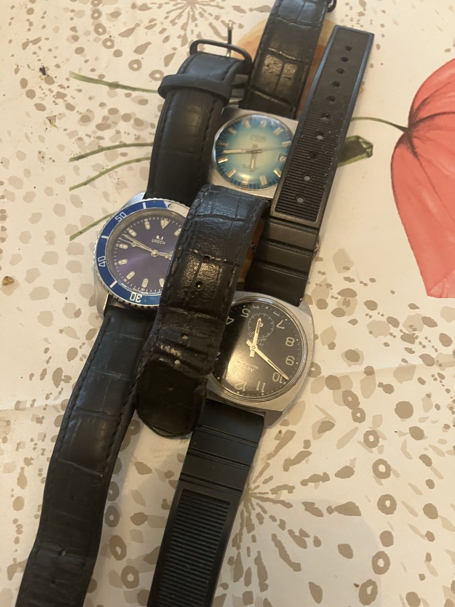 Orologi: Lot de 3 montres  – Difettoso da Fribourg venduto da Snoopy-Mousi 4
