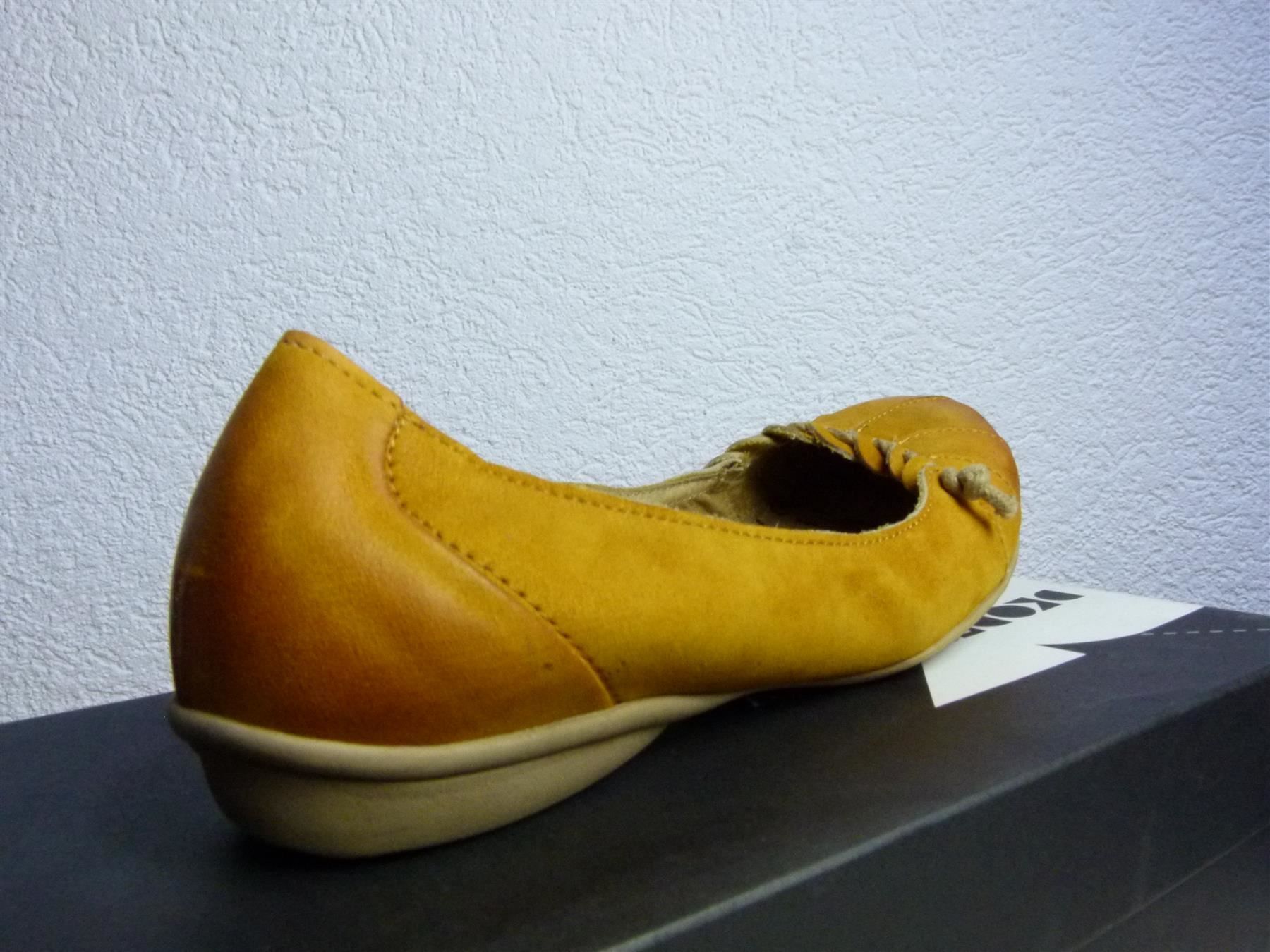 Scarpe da donna: Dkode Leder Schuhe Gr. 36 – Nuovo e nell'imballaggio originale da Uerkheim venduto da Justi.y 2