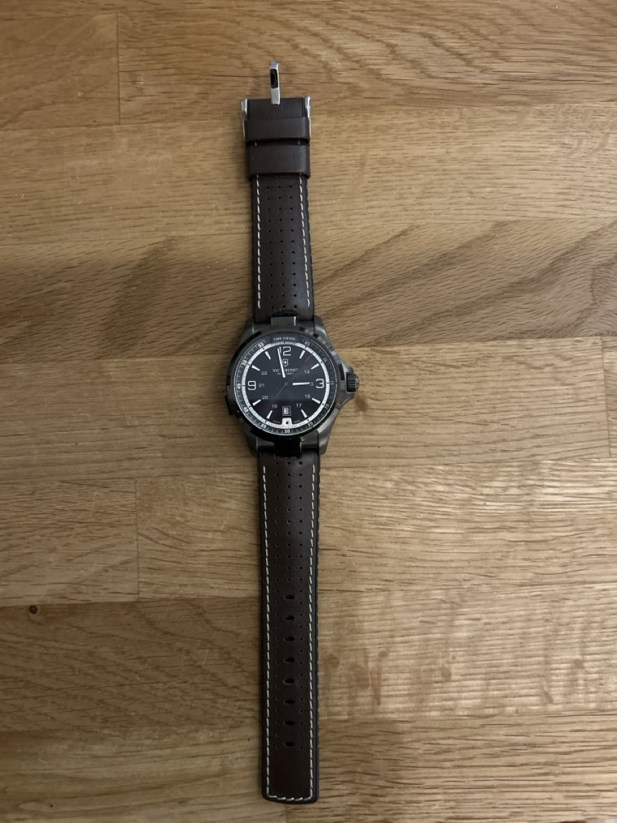 Victorinox Uhren: Victorinox Uhr 241596 – Gebraucht aus Sattel von usch6417 1