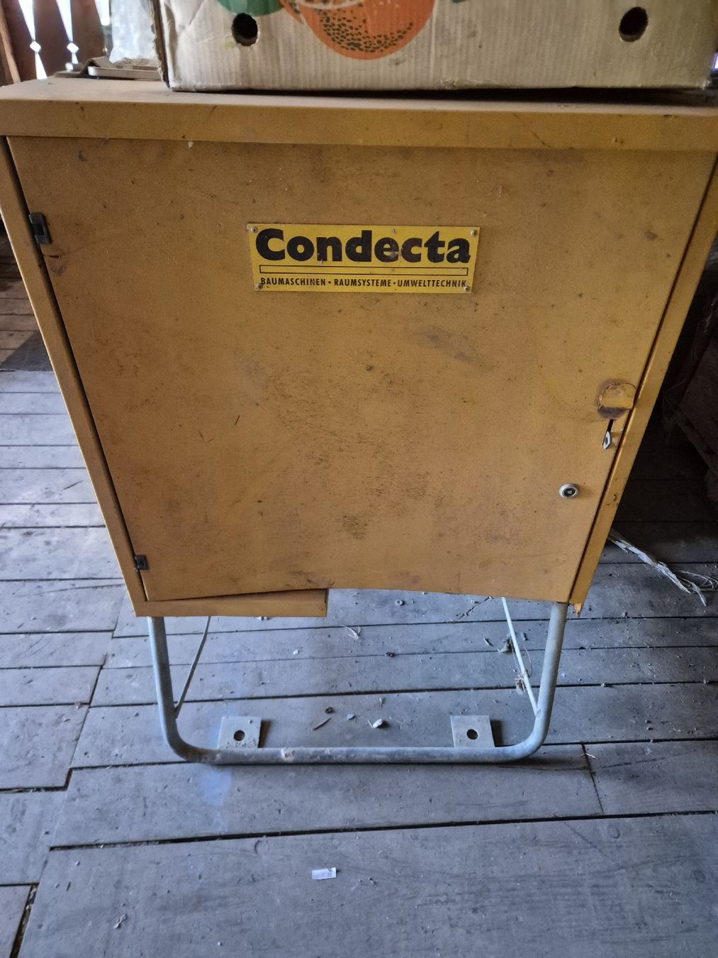 Electrotechnique: Condecta Stromverteiler  – D'occasion à Gränichen par mar_5qqx