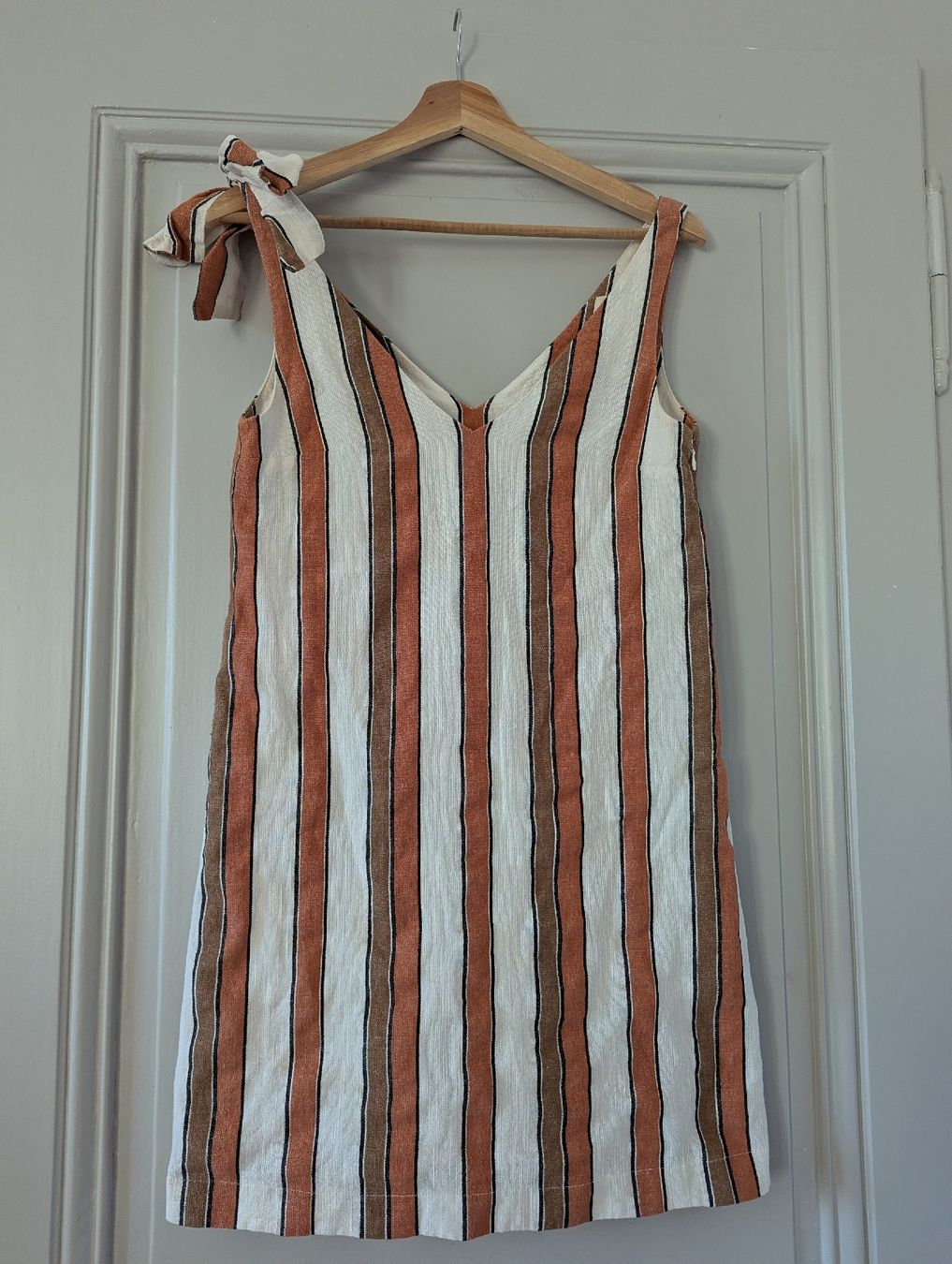 Sezane Vestiti: sublime robe Sézane 34 – Usato da Montreux venduto da dem_gyt9