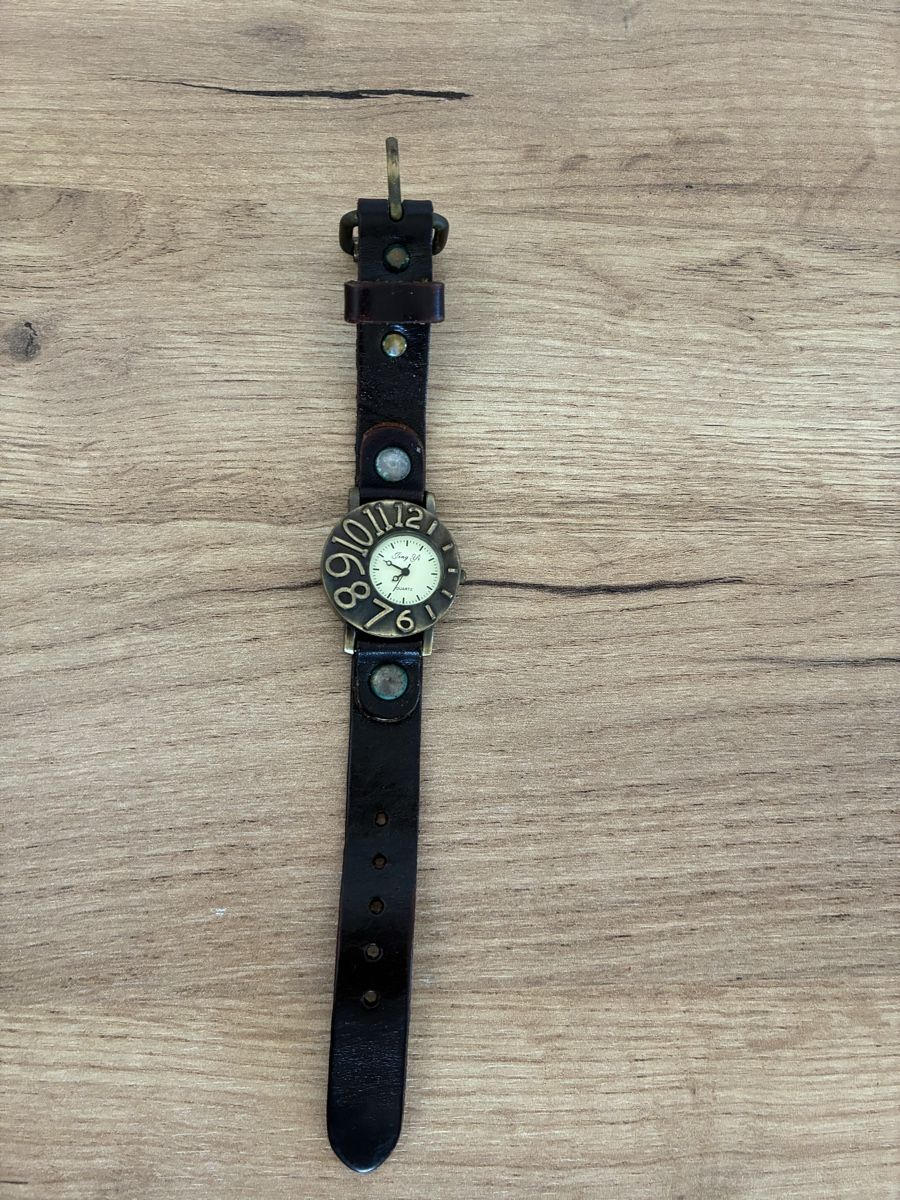 Orologi: Einzigartige antike Armbanduhr ⏰ – Usato da Wolfwil venduto da NewGirl 5