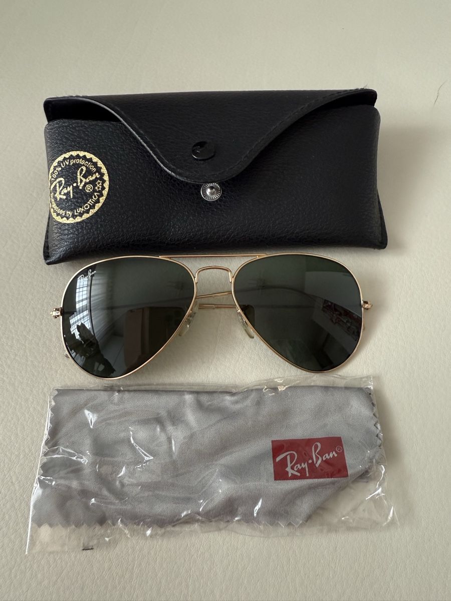 Ray-Ban Occhiali & Lenti: Original Ray-Ban Aviator Sonnenbrille mit Etui. – Usato da Niederhasli venduto da R__A