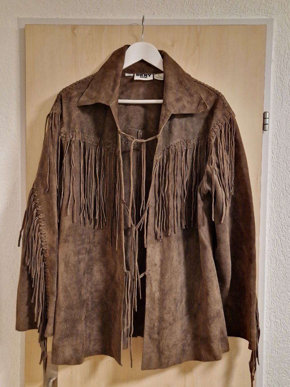 DKNY Giacche: DKNY Wildleder Jacke America – Usato da Jona venduto da HappyHappyHappyHappy 1