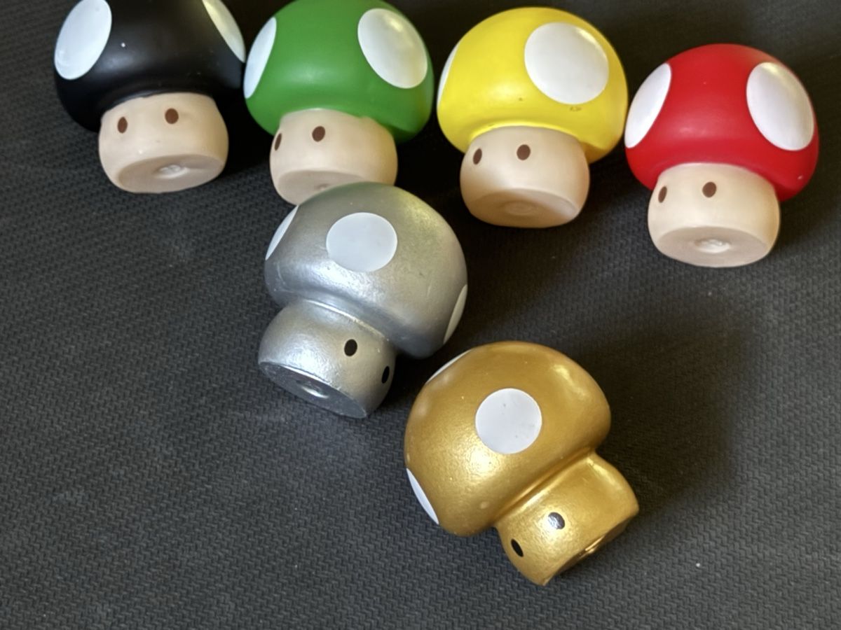 Nintendo Jeux: Nintendo - Super Mario 6x Champignons – Neuf (Voir description) à Uvrier par sauma85 1