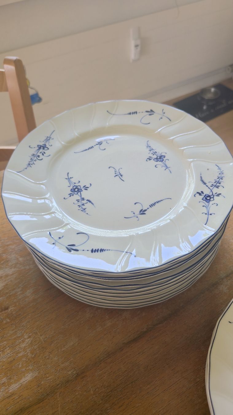 Villeroy & Boch Set di piatti: Vieux Luxembourg – Usato da Hinwil venduto da Wo-ma14 5