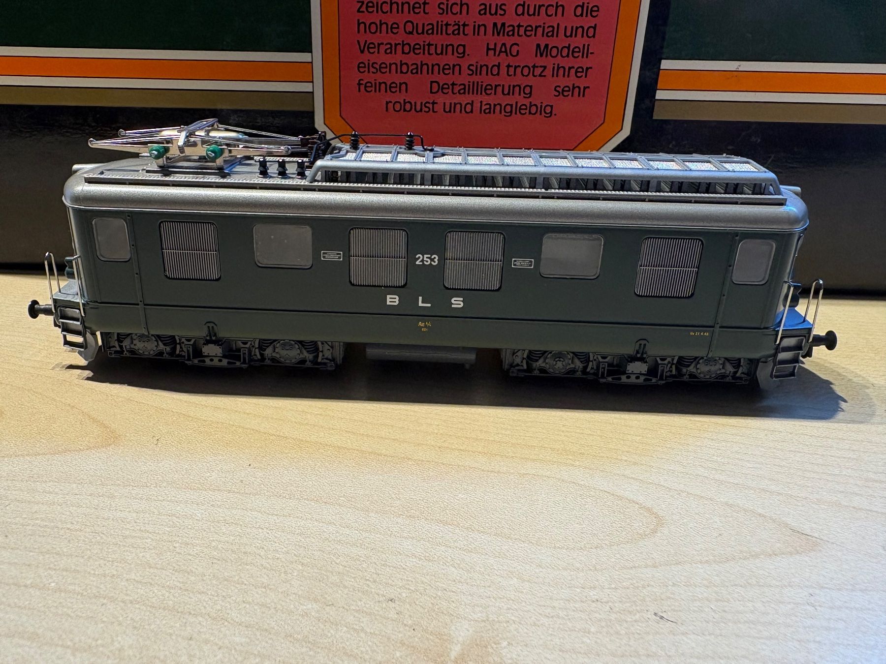Hag Modellini di ferrovie: Hag 142, Ae4/4 verte BLS 253 – Nuovo (secondo la descrizione) da Corcelles Payerne venduto da Pierre66