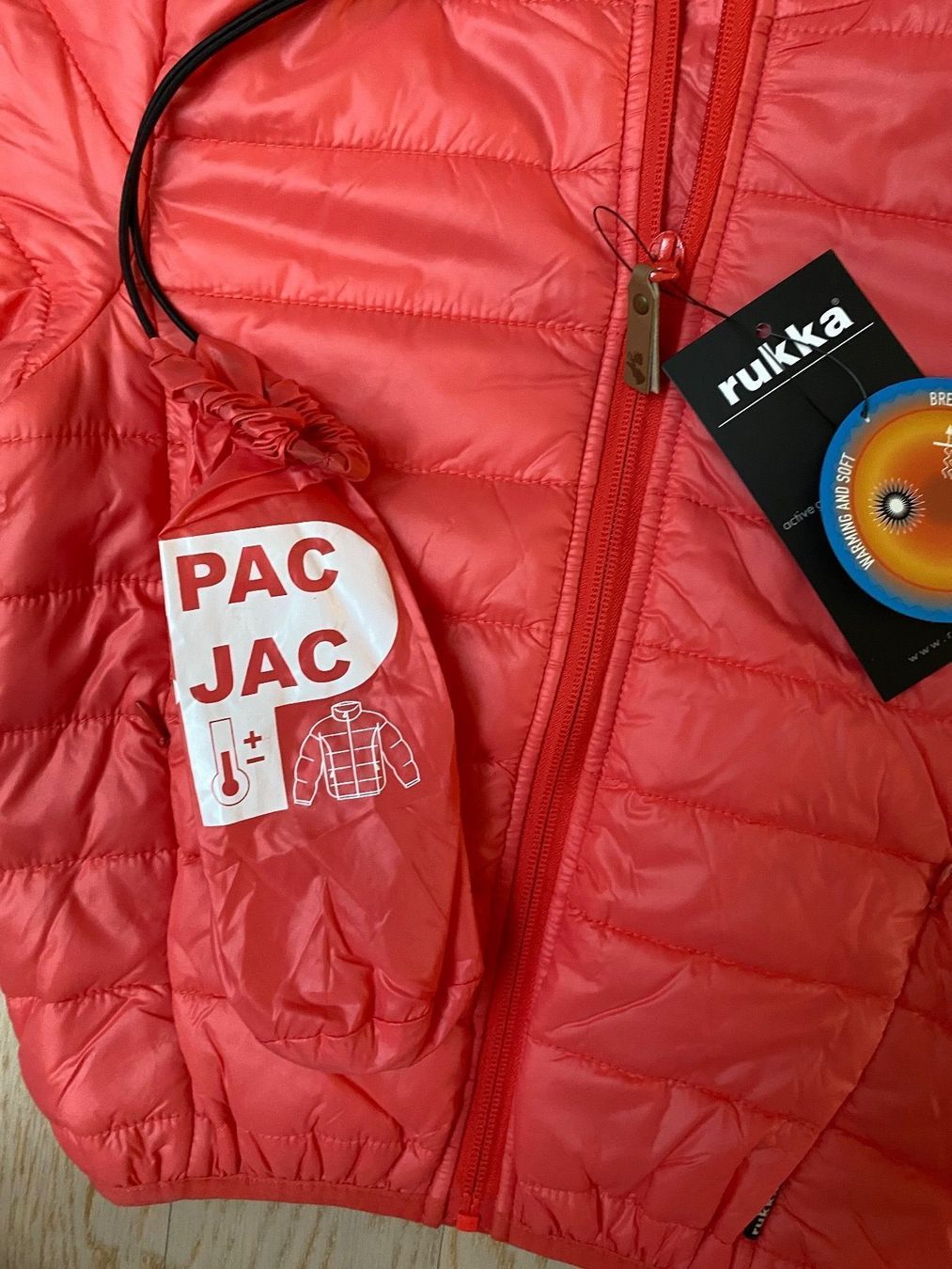 Rukka Giacche & Cappotti: Rukka Mädchen Jacke  leicht 110- NEU – Nuovo (secondo la descrizione) da Muri AG venduto da Mkikus 1