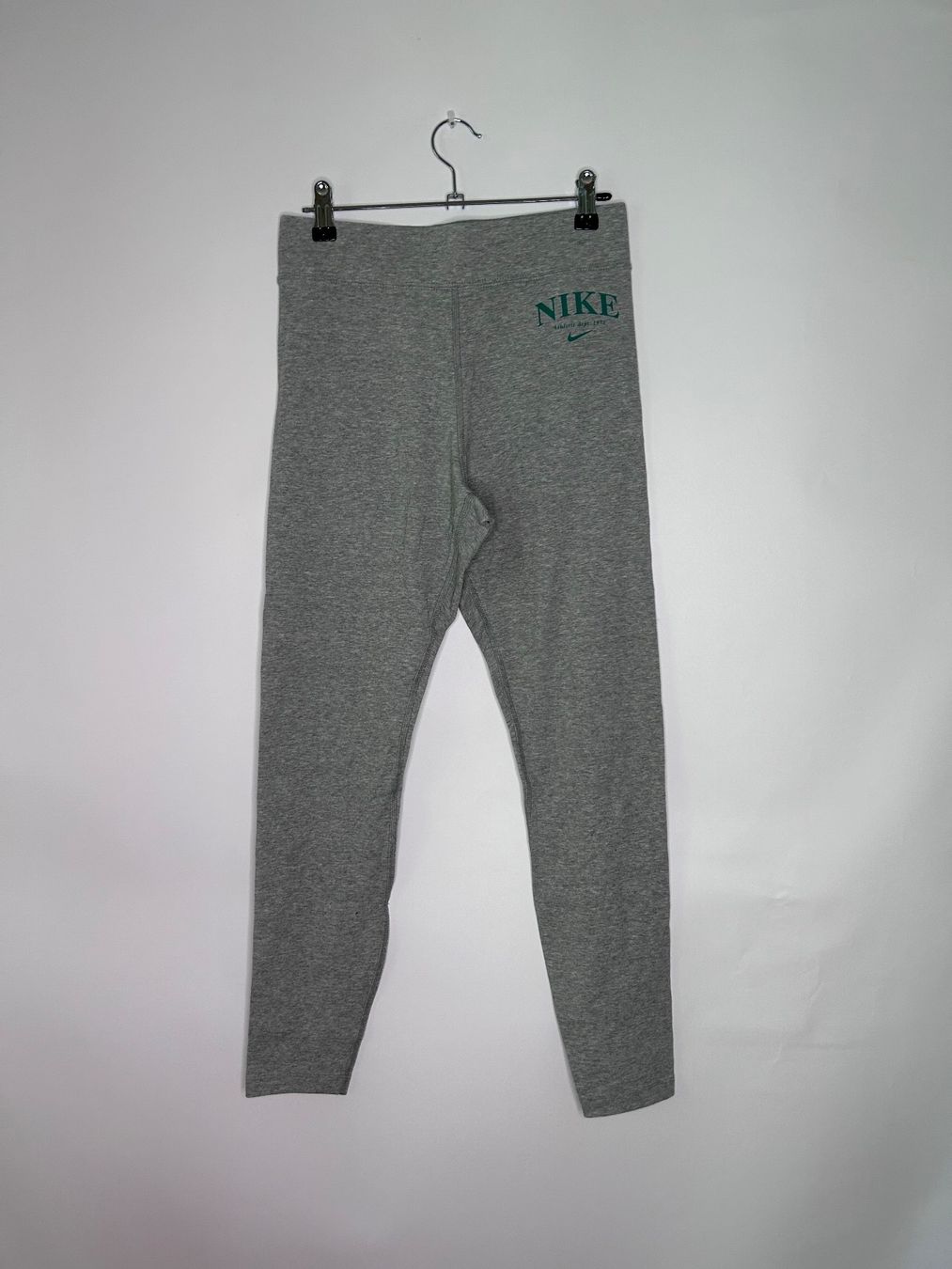 Nike Leggings: Nike Leggings – Gebraucht aus St. Gallen von look-twice