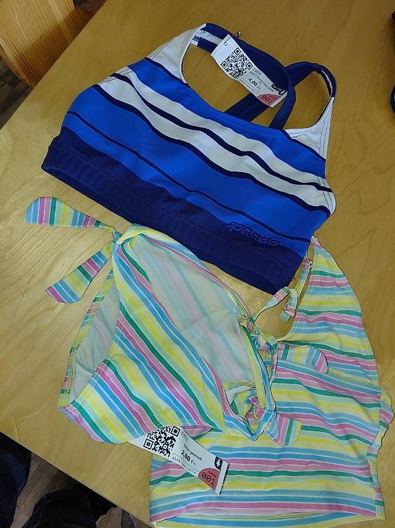 Costumi da bagno & Bikini: Bikni oberteil und Bikini gr. 156 – Usato da Ostermundigen venduto da deb1deb1