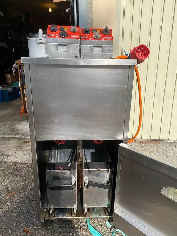 Elettrodomestici da cucina: Friteuse FriFri double bacs – Usato da Martigny venduto da seater 3