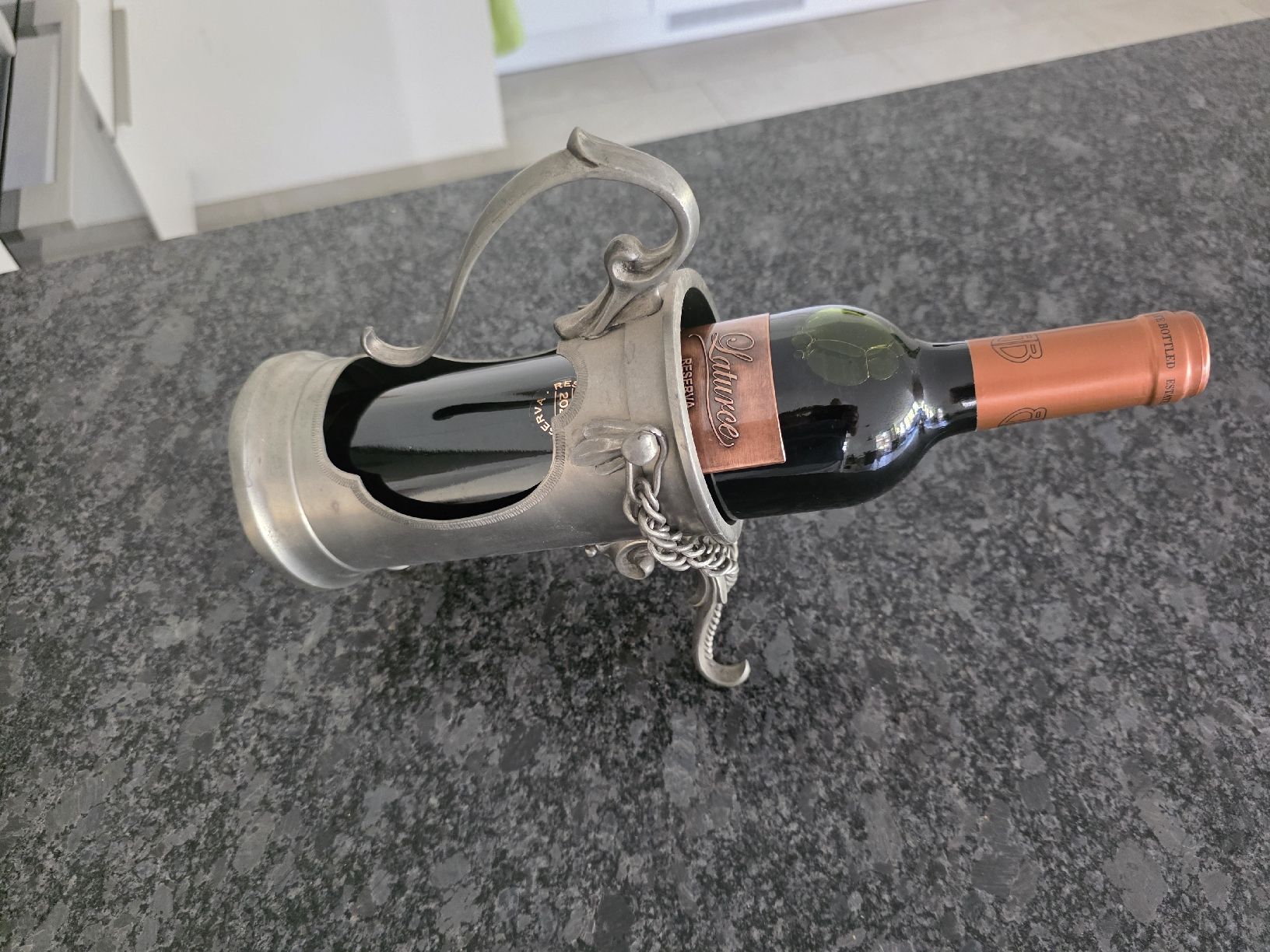 Vino: Wein Ausgiesser  aus Feinzinn – Usato da Sissach venduto da pietli
