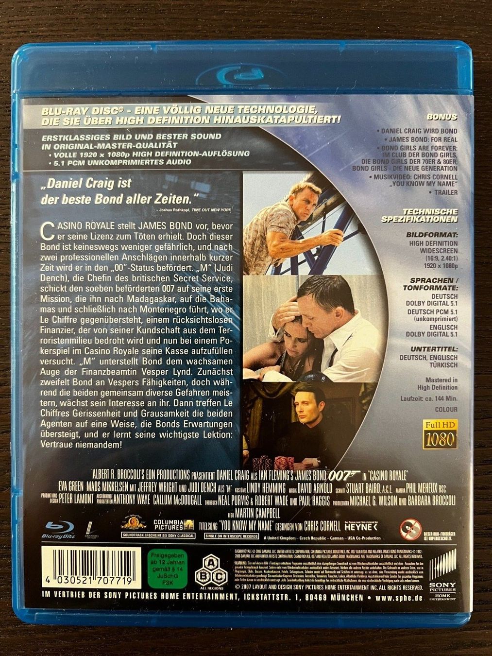 Tous les DVDs: 007 Casino Royale – D'occasion à Zürich par Blu-ray_ZH 1