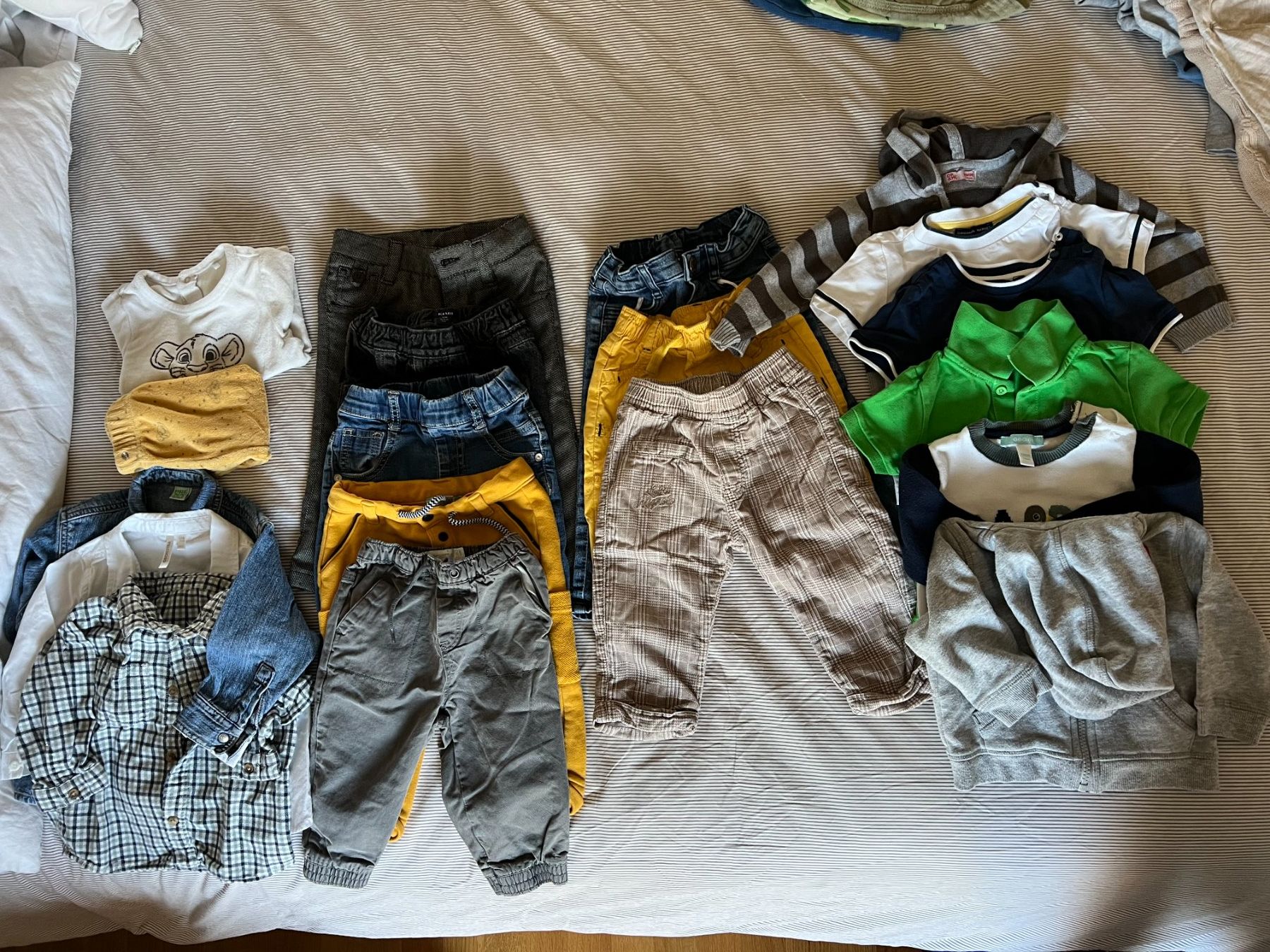 Lotti & Set di vestiti: Pack vestiti 12 mesi bambino – Usato da Bôle venduto da dany2021
