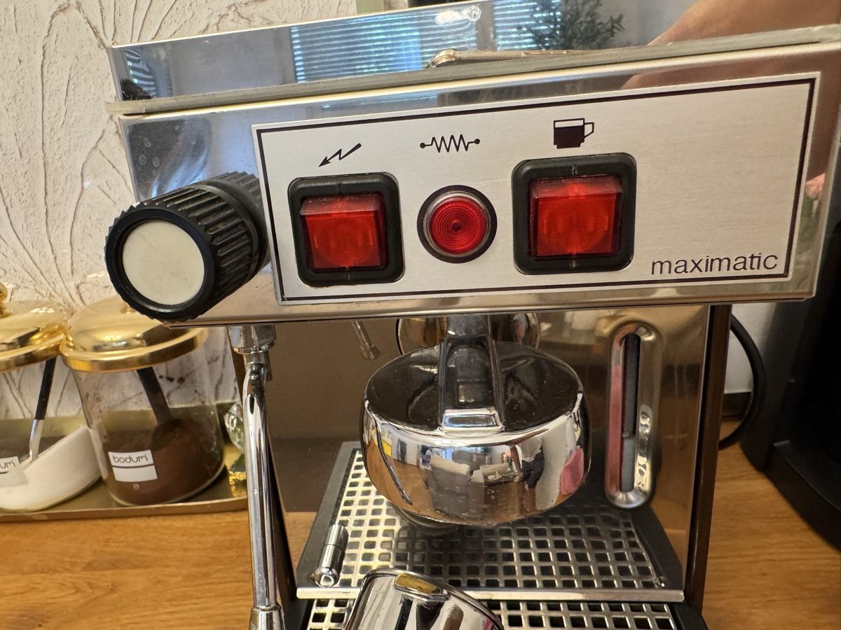 Olympia Express Macchine per caffè & Macchine per espresso: Maximatic machine expresso bon état – Usato da Brügg BE venduto da haj_9zhk 7