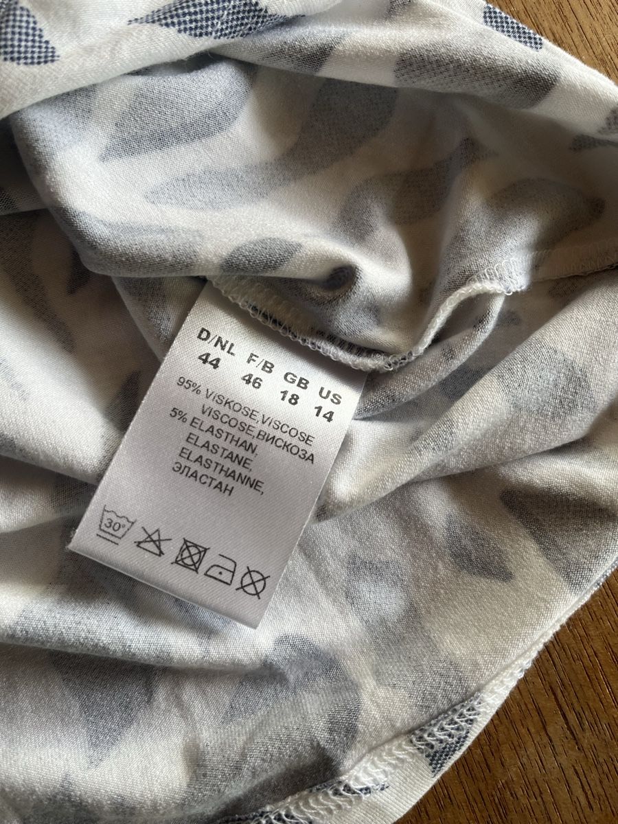 T-shirt: Frank Walder Shirt Gr 44 – Usato da Aarberg venduto da Jakaro 8